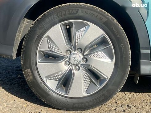 Hyundai Kona Electric 2021 - фото 24