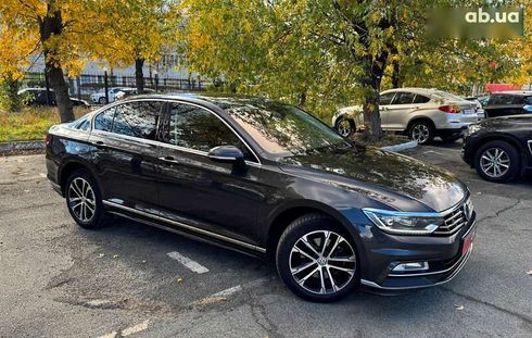 Volkswagen Passat 2019 - фото 14