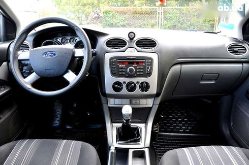 Ford Focus 2010 - фото 26