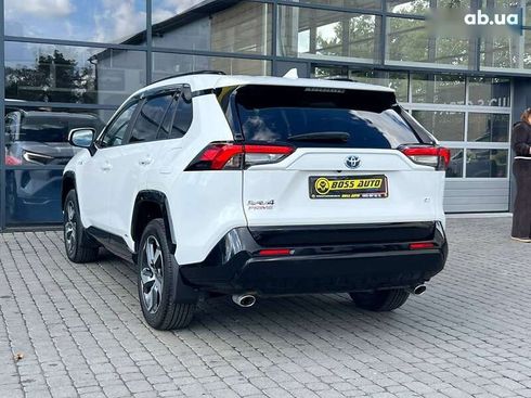 Toyota RAV4 2021 - фото 5