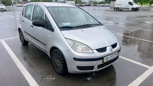 Mitsubishi Colt 2006 серебристый - фото 6
