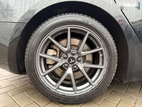 Tesla Model 3 2021 - фото 9