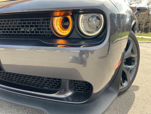 Dodge Challenger 2019 серый - фото 15