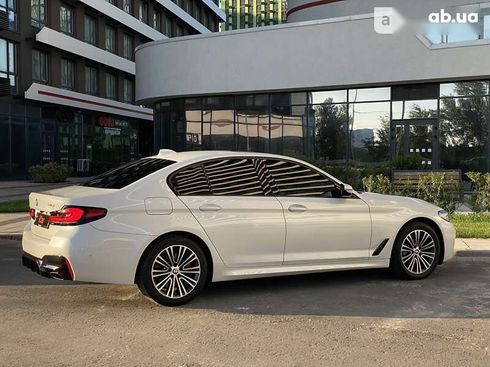 BMW 5 серия 2018 - фото 20