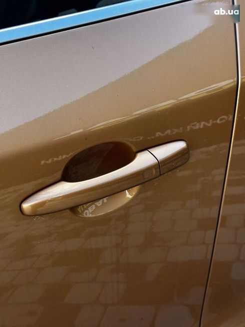 Volvo S60 2013 - фото 6