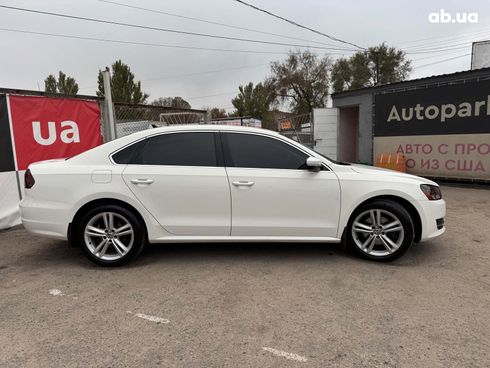 Volkswagen passat b7 2014 белый - фото 6