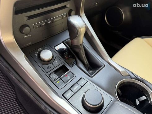 Lexus NX 2016 - фото 20