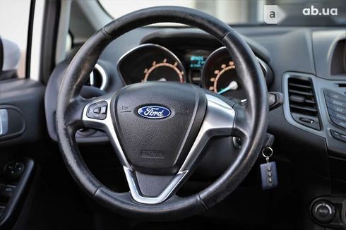 Ford Fiesta 2016 - фото 12