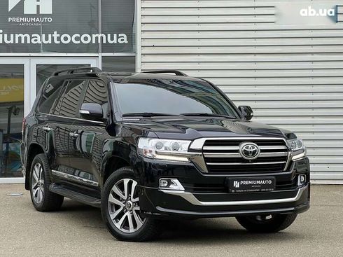 Toyota Land Cruiser 2019 - фото 3