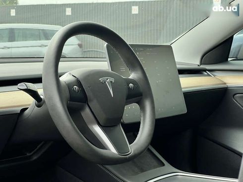 Tesla Model 3 2021 - фото 20