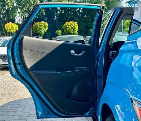Hyundai Kona 2022 - фото 26
