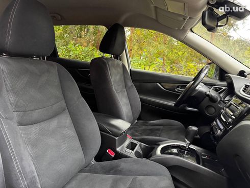 Nissan X-Trail 2016 белый - фото 32