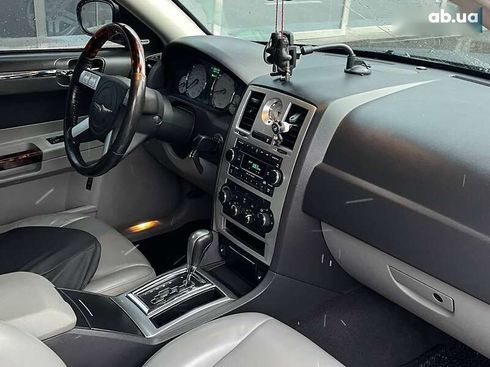 Chrysler 300C 2005 - фото 17