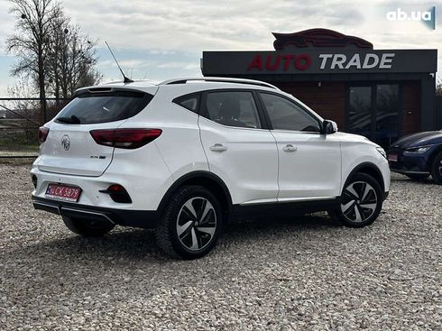 MG ZS EV 2022 - фото 11