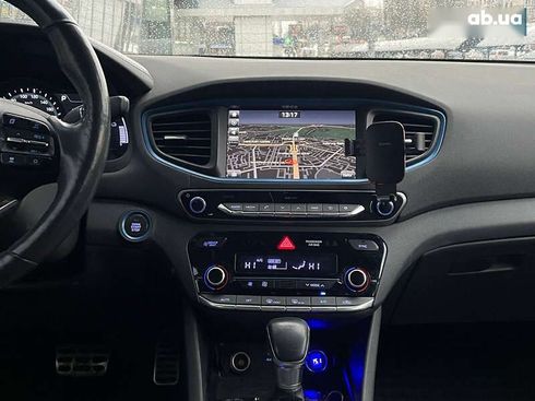 Hyundai Ioniq 2016 - фото 12