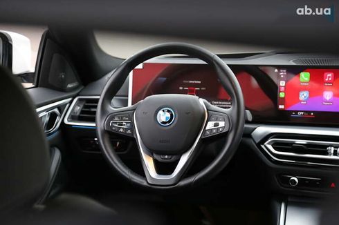 BMW i4 2023 - фото 17