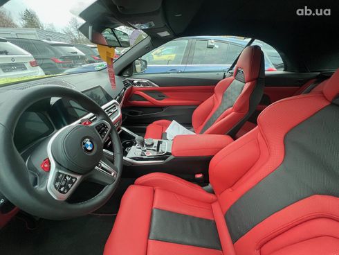 BMW M4 2022 - фото 17