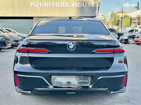 BMW 7 серия 2023 - фото 6