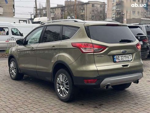 Ford Kuga 2013 - фото 10