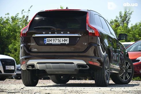 Volvo XC60 2017 - фото 15