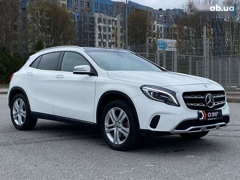 Mercedes-Benz GLA-Класс 2019 - фото 5