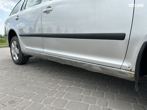 Skoda Octavia 2005 серебристый - фото 3