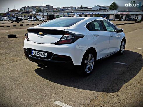 Chevrolet Volt 2015 - фото 3