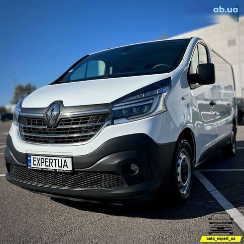 Renault Trafic 2021 - фото 7