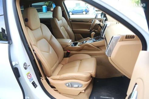 Porsche Cayenne 2013 - фото 10