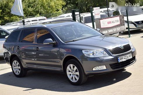 Skoda Octavia 2011 - фото 8