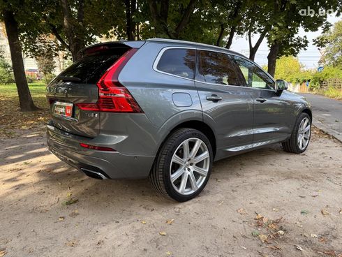 Volvo XC60 2019 серый - фото 5