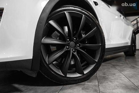 Tesla Model X 2023 - фото 19
