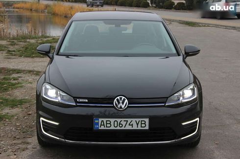 Volkswagen e-Golf 2020 - фото 6