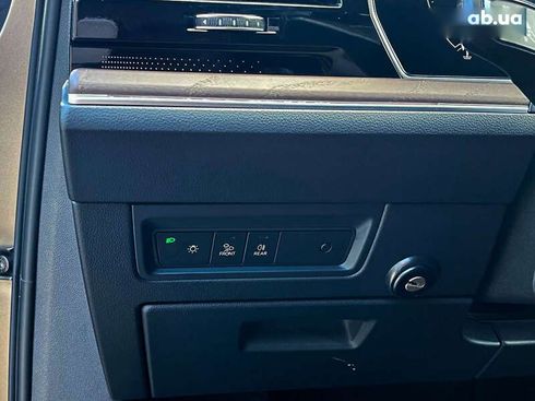 Volkswagen Touareg 2019 - фото 16