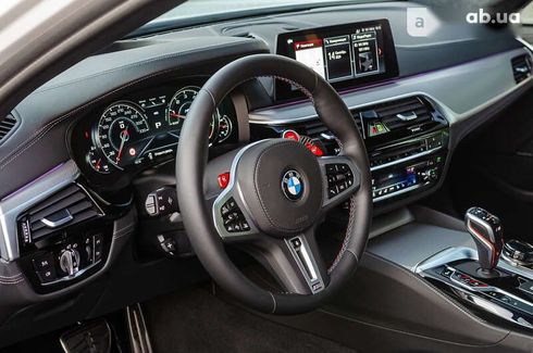 BMW M5 2018 - фото 20