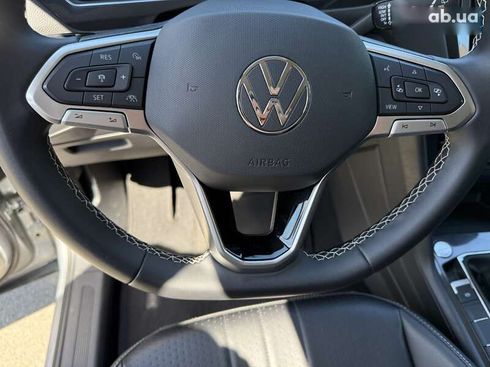 Volkswagen Tiguan 2022 - фото 17