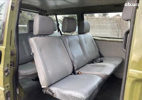 Volkswagen Transporter 2003 зеленый - фото 6