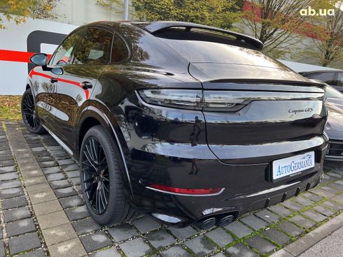 Porsche Cayenne Coupe 2022 - фото 32