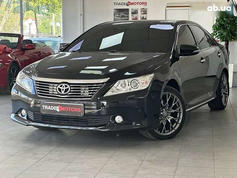 Toyota Camry 2012 - фото 4