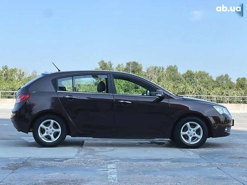 Geely emgrand ec7-rv 2012 - фото 9