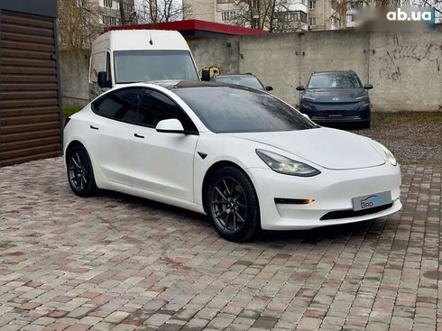 Tesla Model 3 2021 - фото 11