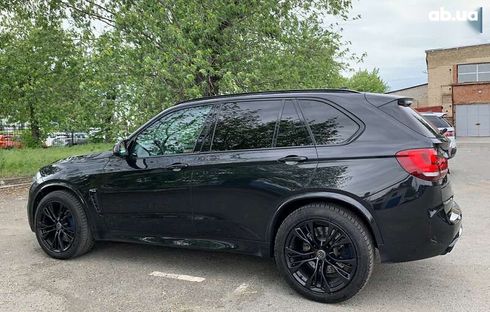 BMW X5 M 2016 - фото 16
