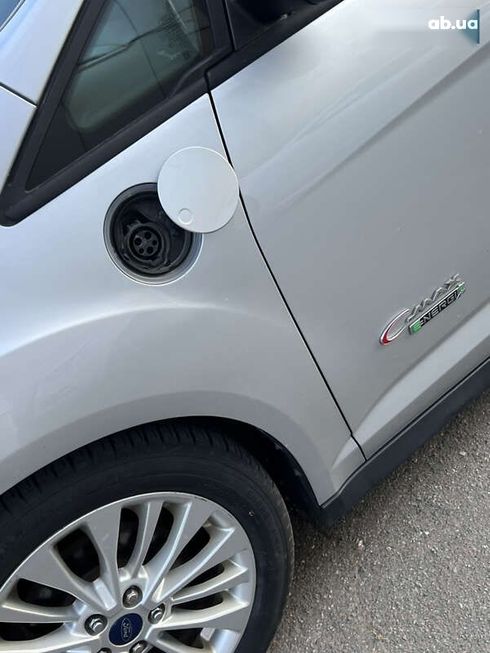Ford C-Max 2017 - фото 16