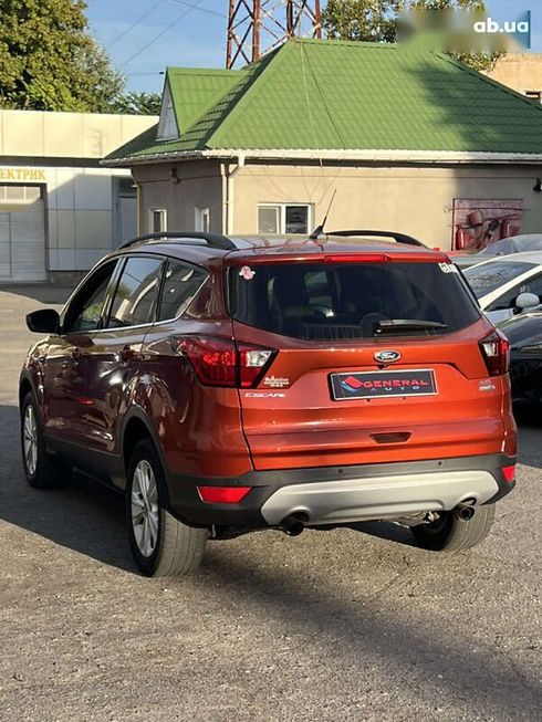Ford Escape 2018 - фото 18