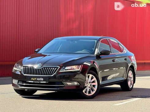 Skoda Superb 2018 - фото 2