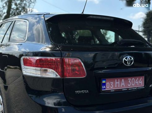 Toyota Avensis 2010 - фото 22