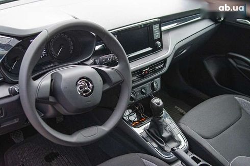Skoda Fabia 2022 - фото 21