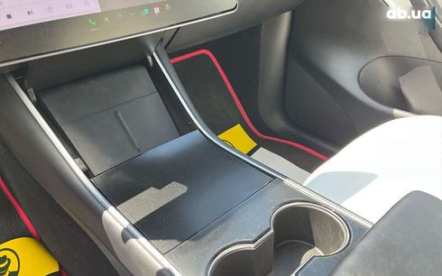 Tesla Model Y 2020 - фото 17
