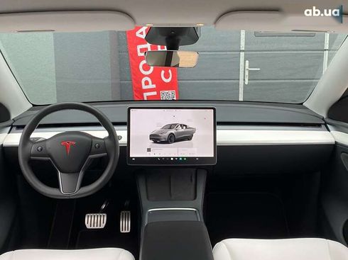 Tesla Model Y 2024 - фото 17