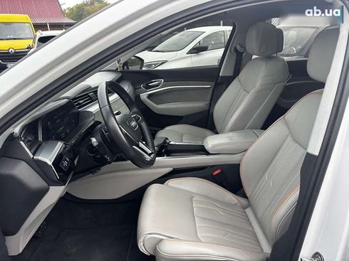 Audi E-Tron 2021 - фото 14